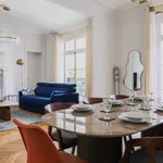 Rent 2 bedroom apartment of 1023 m² in Paris