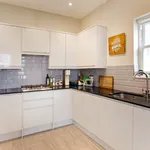 Rent 2 bedroom apartment in Kensington