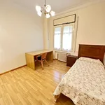 Rent 8 bedroom apartment in Zaragoza