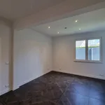 Miete 6 Schlafzimmer haus von 150 m² in Vessy