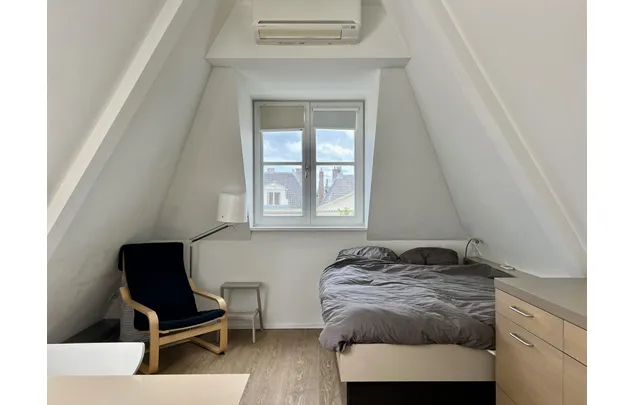 Huur 1 slaapkamer appartement van 20 m² in Academiewijk