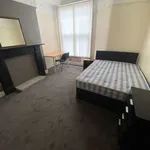 Rent 6 bedroom flat in North West England