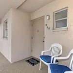 Rent 1 bedroom apartment of 62 m² in Sarasota