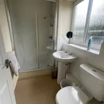 Rent 3 bedroom flat in West Midlands