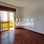 Rent 3 bedroom apartment of 88 m² in Seixal