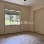 Rent 5 bedroom apartment of 130 m² in Messina