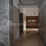 Rent 5 bedroom apartment of 120 m² in Taranto