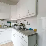 Rent a room in lisbon