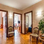 Rent 5 bedroom apartment of 120 m² in Roma