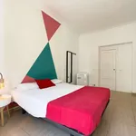 Rent a room of 170 m² in barcelona