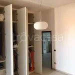 Rent 2 bedroom apartment of 70 m² in Albanella