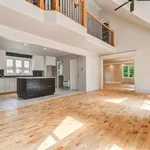 Maison à Louer - 200 Rue Jean-Pierre, Sainte-Sophie - 37 photos | Logis Québec