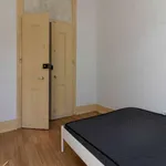 Rent a room in lisbon