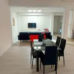 Appartement de 200 m² avec 6 chambre(s) en location à Graulhet