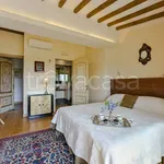 Rent 15 bedroom house of 1 m² in Rignano sull'Arno