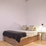 Rent 10 bedroom apartment in Barcelona