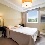 Rent 3 bedroom apartment in London