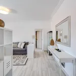 Rent 1 bedroom apartment in Lisbon