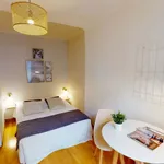 Louez une chambre de 156 m² à Paris