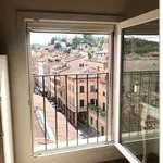 Affitto 4 camera appartamento di 100 m² in Bologna