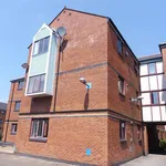 Rent 1 bedroom flat in Swansea