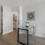 Appartement de 592 m² avec 5 chambre(s) en location à Old Toronto