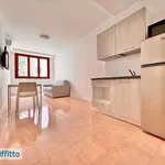 Affitto 1 camera casa di 35 m² in Milan