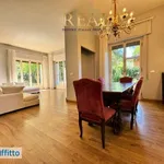 Rent 6 bedroom house of 505 m² in Florence