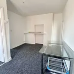 Rent 2 bedroom flat in East Midlands