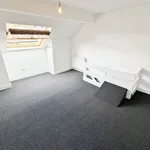 Rent 3 bedroom flat in Sheffield