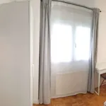 Rent a room of 90 m² in madrid