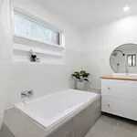 Rent 3 bedroom house in Ferntree Gully