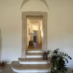 Rent 5 bedroom apartment of 180 m² in Roma