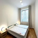 Rent 4 bedroom apartment of 144 m² in LYON