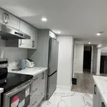 Rent 4 bedroom house in Toronto