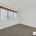 Rent 2 bedroom apartment in Ripponlea