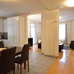 Miete 2 Schlafzimmer wohnung von 915 m² in Zurich