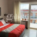 Rent 2 bedroom apartment of 75 m² in Napoli