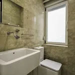 Rent a room of 166 m² in madrid