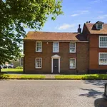 Rent 3 bedroom house in Chichester