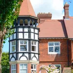 Flat to rent in Graylands Manor, Graylands Estate, Langhurst Wood Road, Horsham RH12