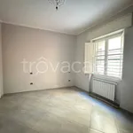 Rent 3 bedroom apartment of 70 m² in Capua