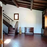 Rent 4 bedroom house of 300 m² in Rome