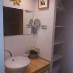 Rent 3 bedroom apartment in Madrid