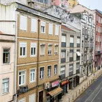 Rent 4 bedroom apartment of 70 m² in lisbon