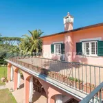 Rent 5 bedroom house of 699 m² in Rome