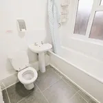 Rent 8 bedroom house in South East England