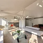 Rent 5 bedroom apartment of 220 m² in Paris