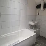 Rent 2 bedroom flat in Bradford