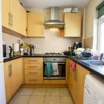 Rent 3 bedroom flat in West Midlands